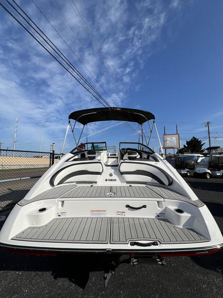 2025 Yamaha Boats SX195 Boat