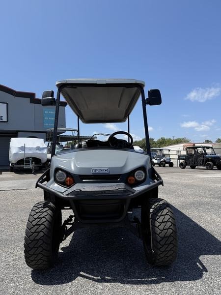 2022 E-Z-GO Express L6 Golf Car
