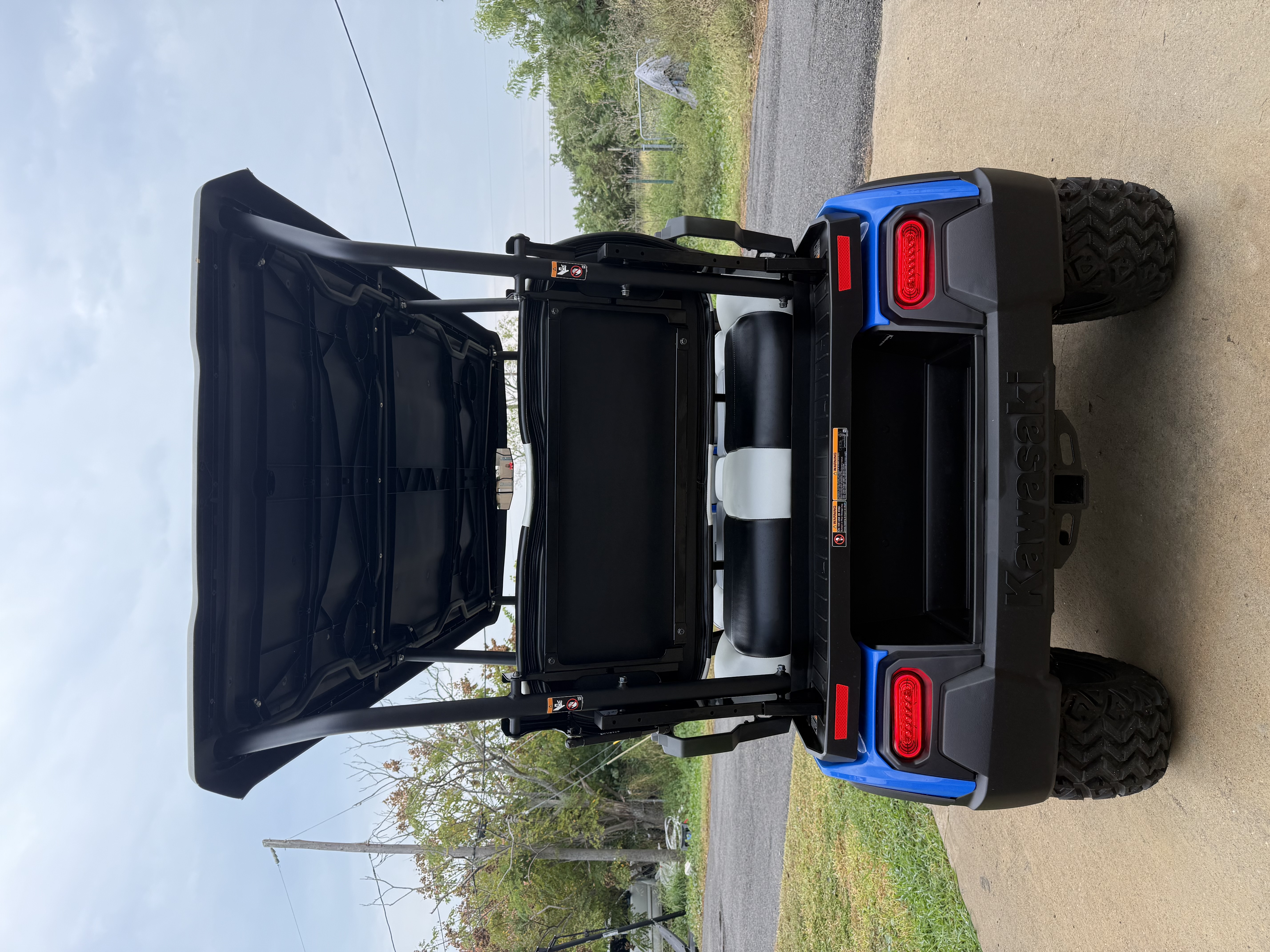 2025 Kawasaki NAV 4e Golf Car