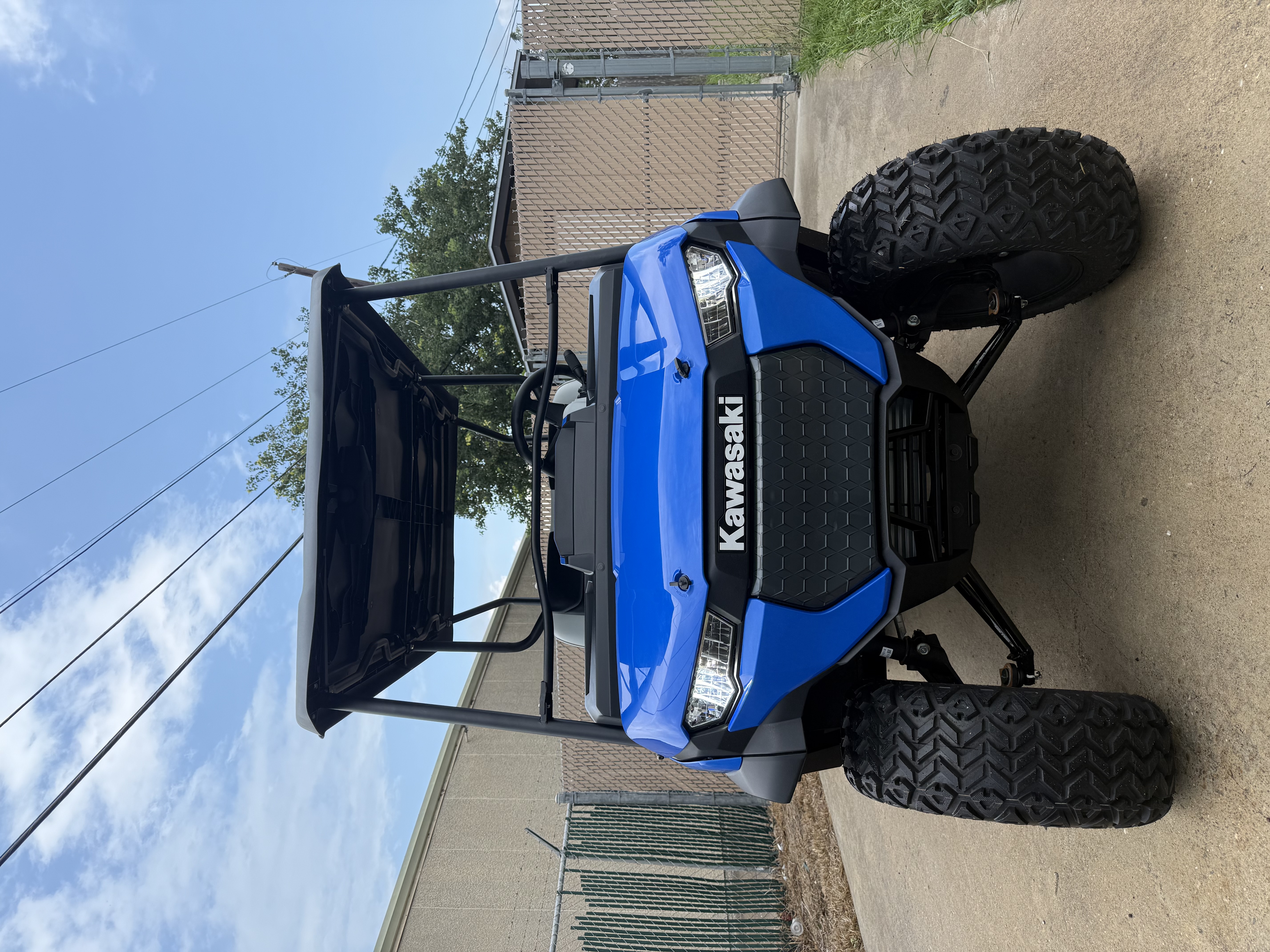 2025 Kawasaki NAV 4e Golf Car