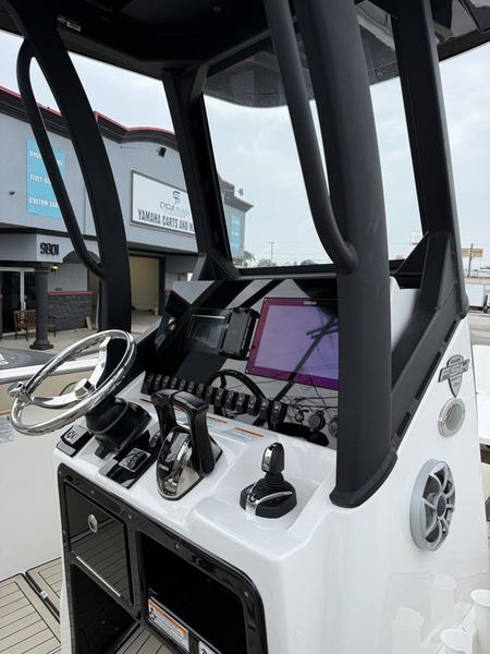 2024 Yamaha Marine 255 FSH SPORT H Boat
