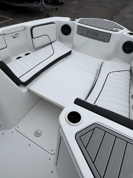 2026 Yamaha Boats 222 FSH Sport E Boat
