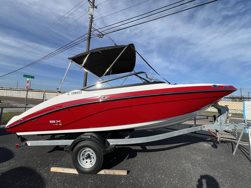 2025 Yamaha Boats SX195 Boat