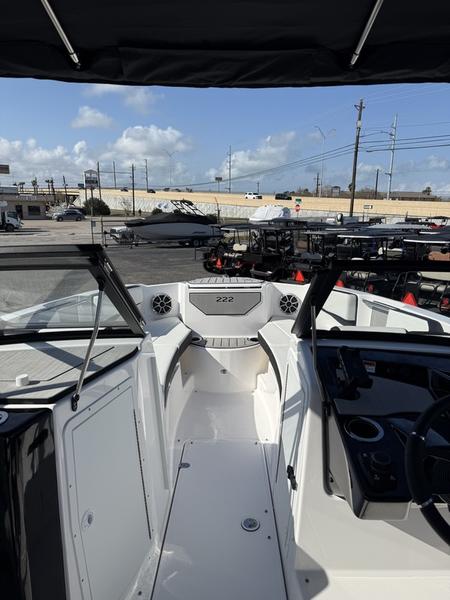 2026 Yamaha Boats 222S Boat