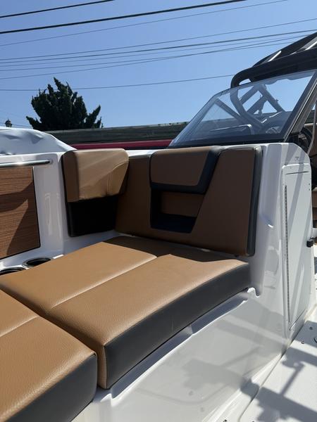 2026 Yamaha Boats 222SD Boat