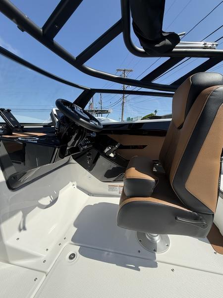 2026 Yamaha Boats 222SD Boat