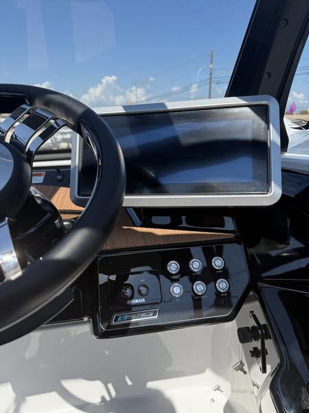 2026 Yamaha Boats 222SD Boat