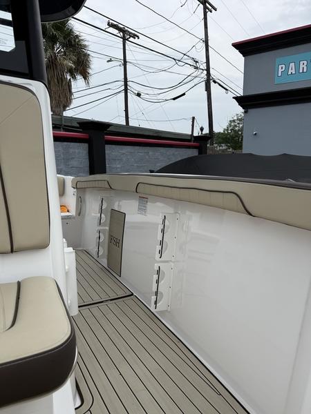 2024 Yamaha Marine 255 FSH SPORT H Boat