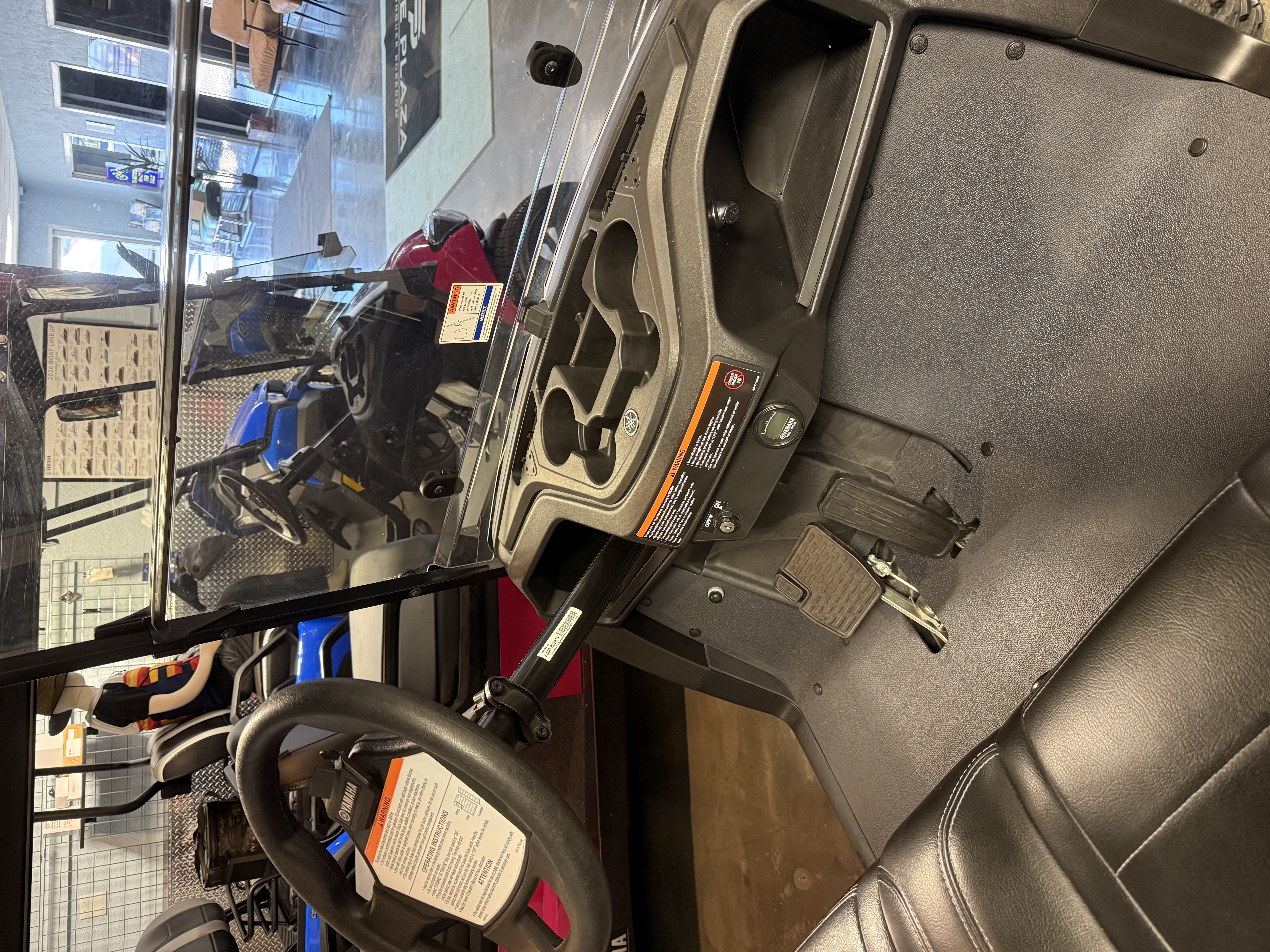 2025 Yamaha Golf Car Drive2 Adventurer Sport 2+2 QuieTech EFI Golf Car